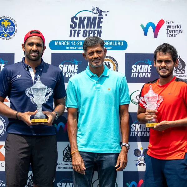 Winner-Arjun-Khade-left-Prahlad-Srinath-and-Sidharth-Rawat-runner-up